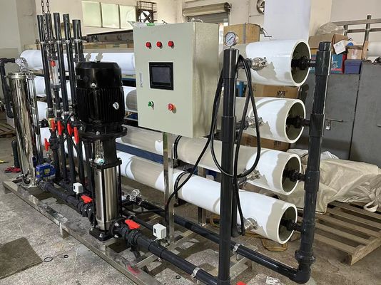 Buen precio Siemens S7 Sistema de RO industrial controlado por PLC para el agua municipal en línea