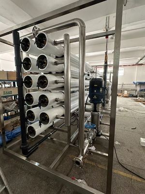 Buen precio Sistema industrial de purificación de agua de origen industrial tasa de recuperación del 50% al 65% para beber en línea
