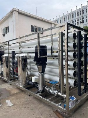 Buen precio Siemens S7 Sistema de RO industrial controlado por PLC para una purificación óptima del agua en línea