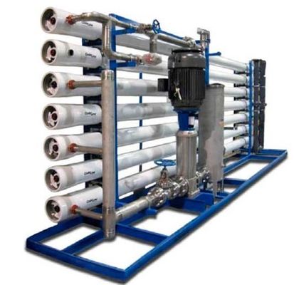 Buen precio Sistema de desalinización de agua de RO salobre 150-300 Psi para el tratamiento del agua de mar en línea