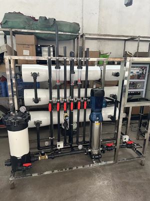 Buen precio Sistema de filtración de agua de la planta de ósmosis inversa de 5 etapas 1000-10000 galones por día en línea