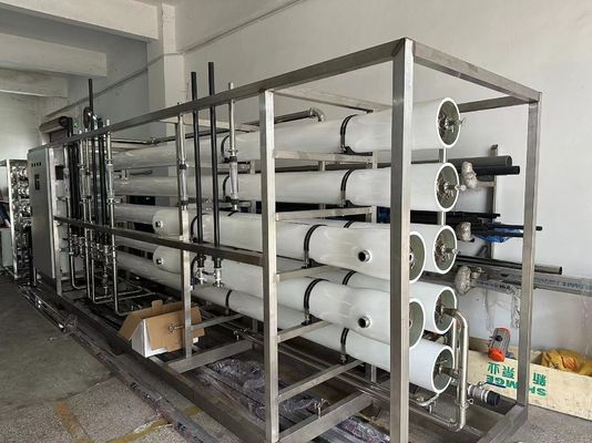 Buen precio Sistema de tratamiento de agua por ósmosis inversa de acero inoxidable personalizable 380/440V en línea