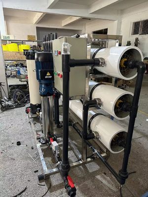 Buen precio Sistema de reutilización de agua salobre del 50-75% con una capacidad de 100-1000 m3/día en línea