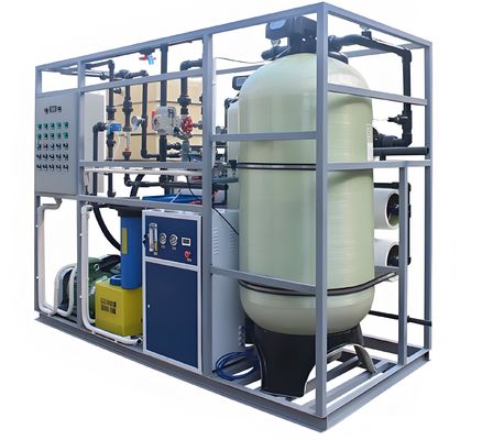 Buen precio Sistema de desalinización de agua de mar con filtro multimedia con bomba Filmtec / Grundfos en línea