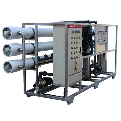 Buen precio 98% de rechazo de sal Sistema RO de agua salobre con control PLC de Siemens en línea