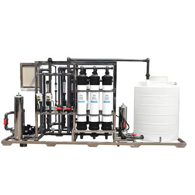 Buen precio Sistema de purificación de agua por ultrafiltración industrial de 500 kg Pretratamiento con una tasa de recuperación del 80-90% en línea