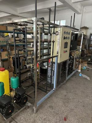 Buen precio Las bombas Grundfos y el sistema de tratamiento de agua EDI UPVC/SS304 con membrana Filmtec/Toray en línea