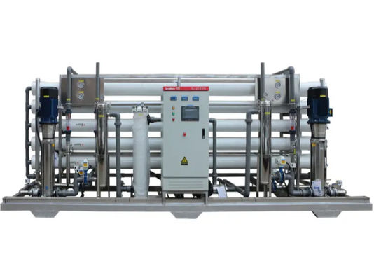 Buen precio 150-300 psi de presión nominal RO Sistema de agua salobre con ultrafiltración/filtro de medios de pretratamiento en línea